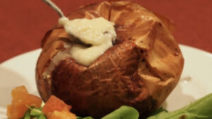 玉葱の岩塩包み焼